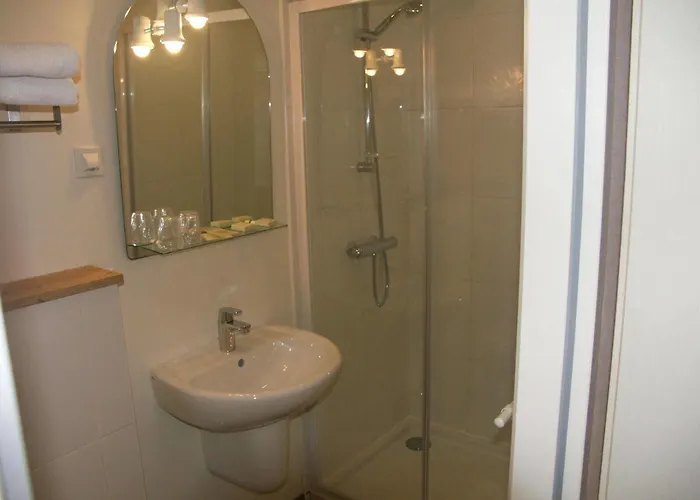 Logis Les Agriculteurs Szálloda Saint-Pierre-en-Auge