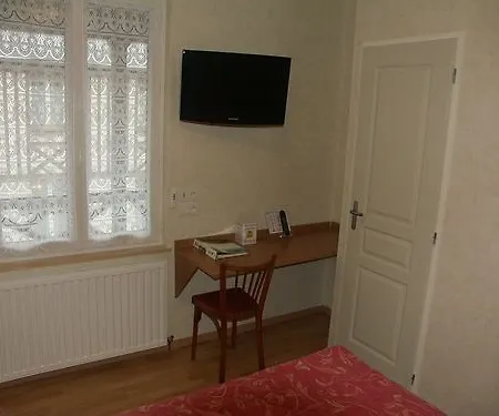 Logis Les Agriculteurs Hotel