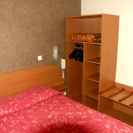 Hotel Logis Les Agriculteurs