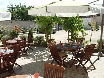 Logis Les Agriculteurs Hotel Saint-Pierre-en-Auge