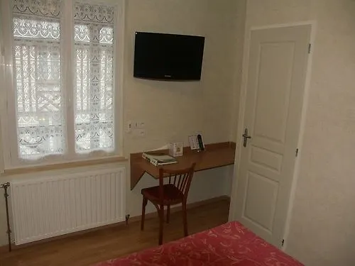 Logis Les Agriculteurs Hotel