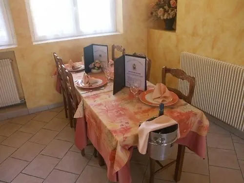 Hotel Logis Les Agriculteurs Saint-Pierre-en-Auge